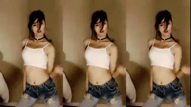 Viral janda cantik bohay mendesah kenceng banget